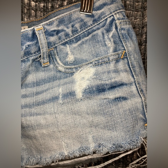 Abercrombie & Fitch Light Blue Distressed Denim Cutoff Shorts - Picture 3 of 14